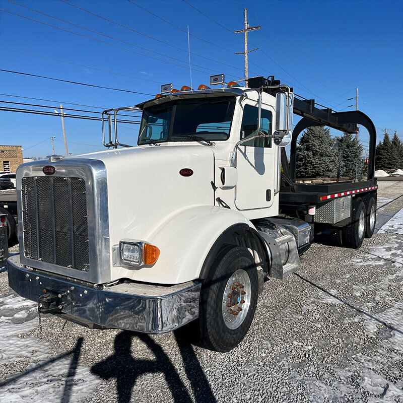 2012 Peterbilt model 365