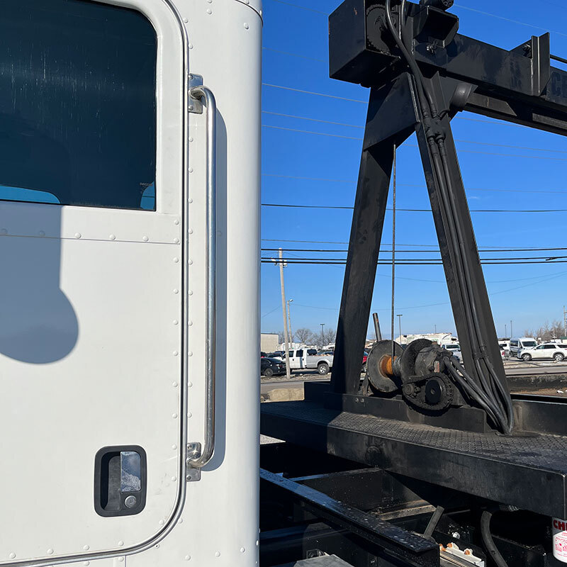 2012 Peterbilt model 365