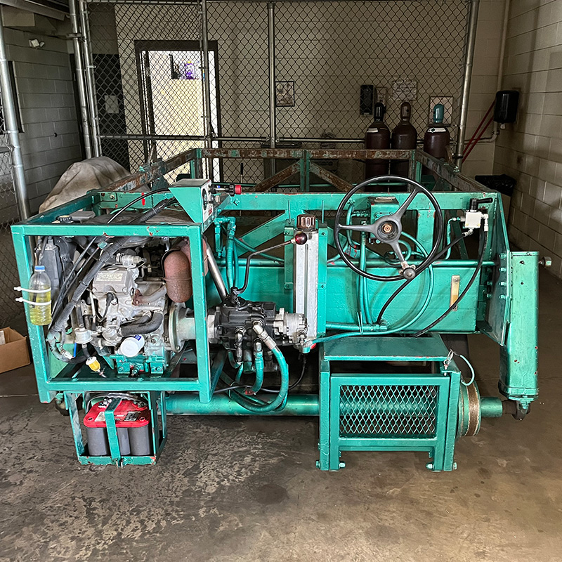 Pre-Owned 6-Wheel Combo Rail Cart